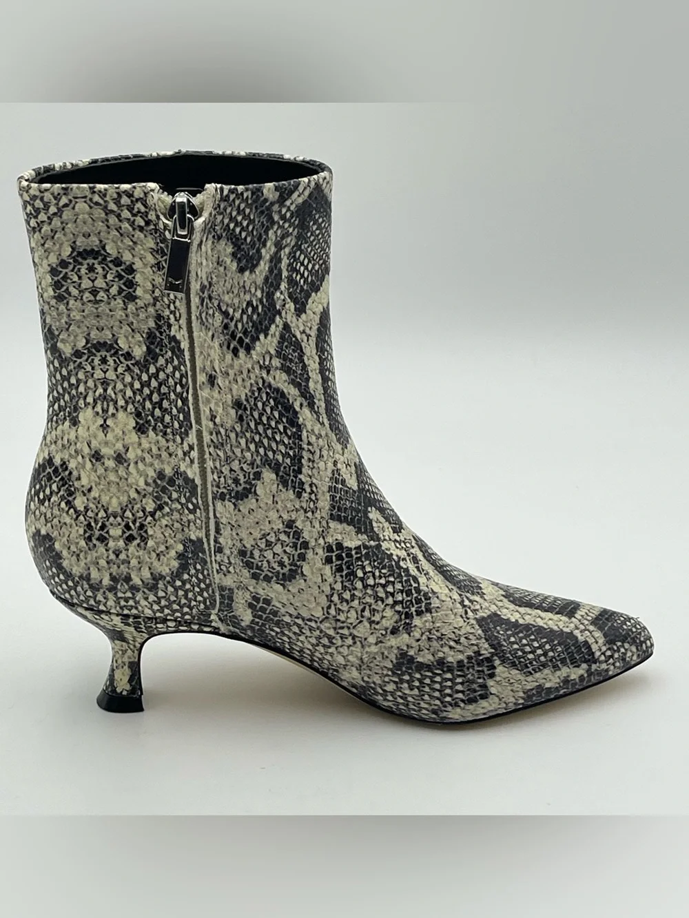 Marc Fisher SZ 5M Iggy  Pointed Toe Dress Booties Snake Kitten Heel MSRP $179